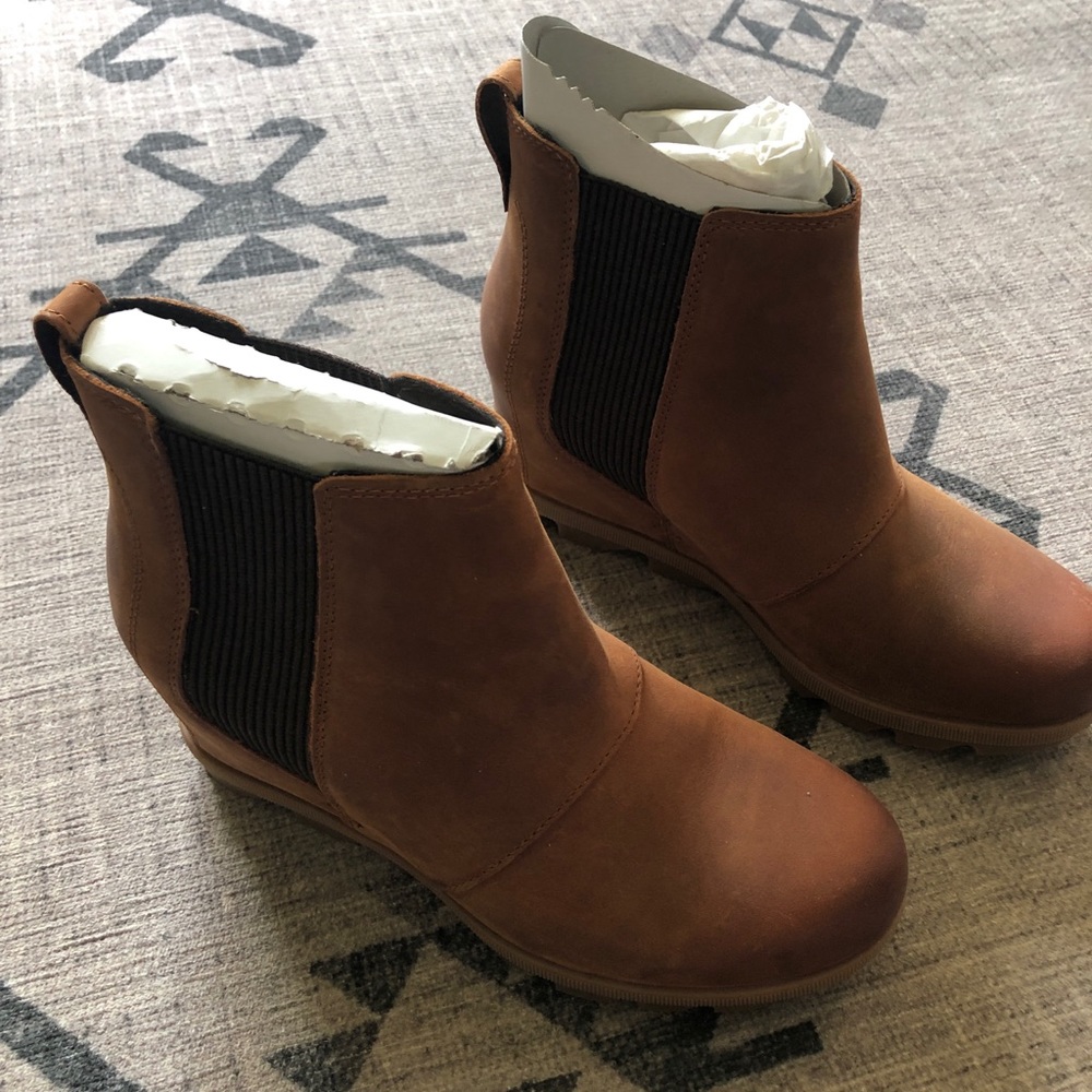 Sorel Joan of Arctic III Wedge Chelsea Boot